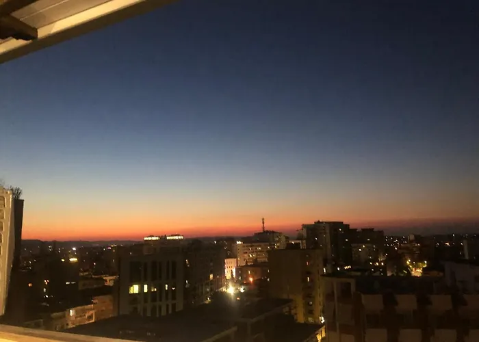 Rooftop Sunset View Apartment